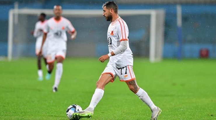 אלמוג בוזגלו (חגי מיכאלי) אלמוג בוזגלו