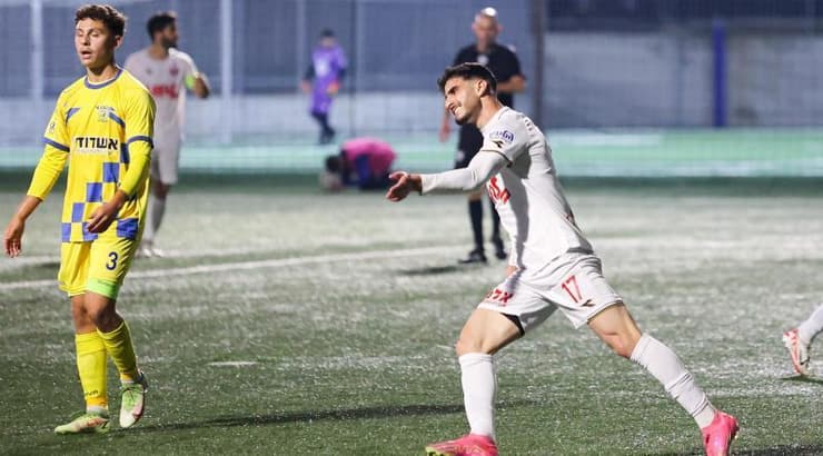 איתי בוגנים חוגג (שחר גרוס) איתי בוגנים חוגג