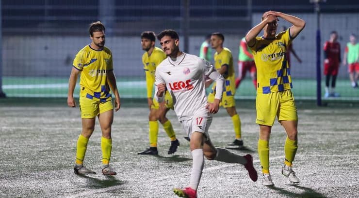 איתי בוגנים חוגג (שחר גרוס) איתי בוגנים חוגג