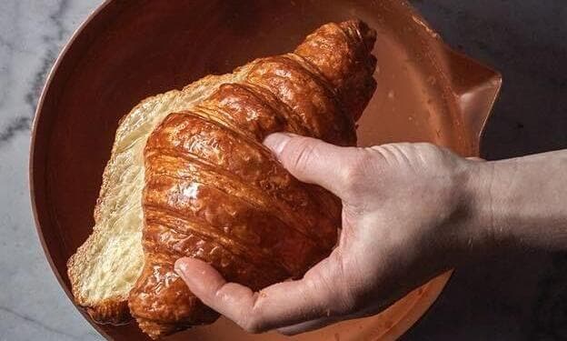 קרואסון, קרן קדוש