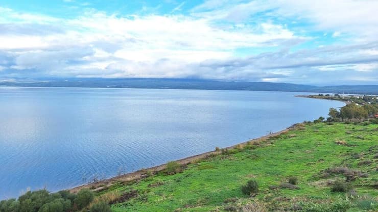 מזג אוויר מעונן חלקית בכנרת