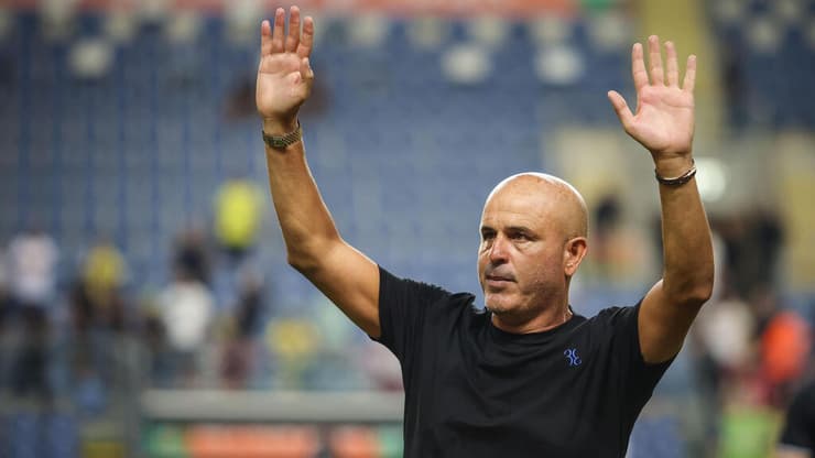 ייפגש עם חן סול. אבוקסיס (צילום: עוז מועלם) אבוקסיס