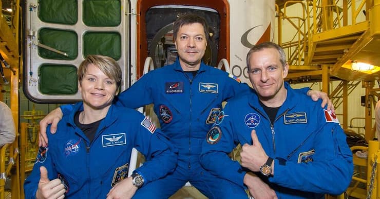 אולג קונוננקו במשימה ב-2019 עם אסטרונאוטים מארה"ב וקנדה