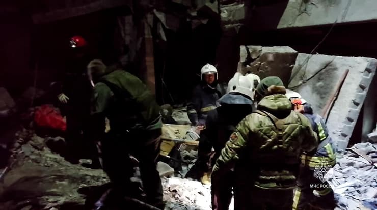 אוקראינה הרס ב ליסיצ'נסק לכאורה בעקבות ירי אוקראיני 28 הרוגים