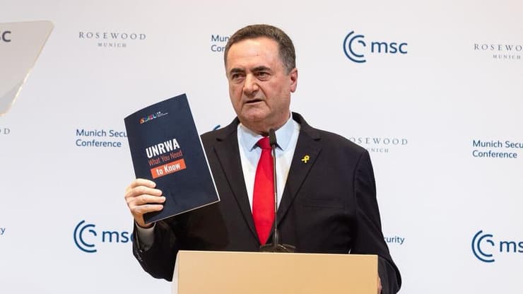 שר החוץ ישראל כ"ץ קרא בביקורו הראשון בגרמניה לשחרור כל החטופים וחשף בפני הקהילה הבינלאומית בוועידת הביטחון של מינכן את "תיק אונר"א