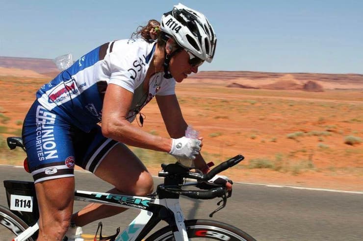 לאה גולדשטיין בת 54 רוכבת אלופה אלופת לרכב ספורט ספורטאית ישראל לשעבר אופניים ישראלית קנדית קנדה