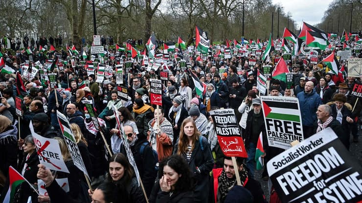 לונדון בריטניה הפגנה פרו פלסטינית נגד ישראל