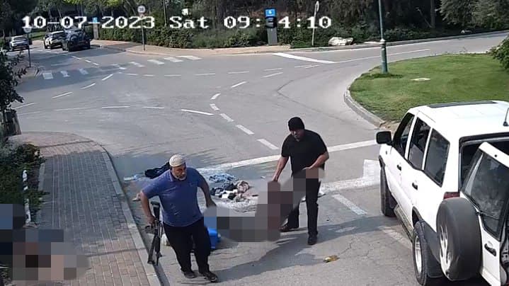 עובד אונר"א חוטף גופה מבארי