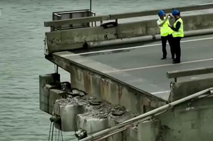 סין גואנגז'ו גשר אונייה תאונה התנגשות התמוטט