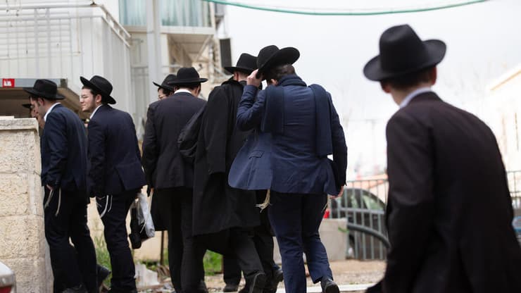 יצאנו לדבר עם תלמידי הישיבות על נושא הגיוס לצה"ל