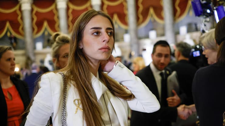 מיה שם, ששוחרה משבי החמאס בעזה, מגיעה לנאום "מצב האומה"