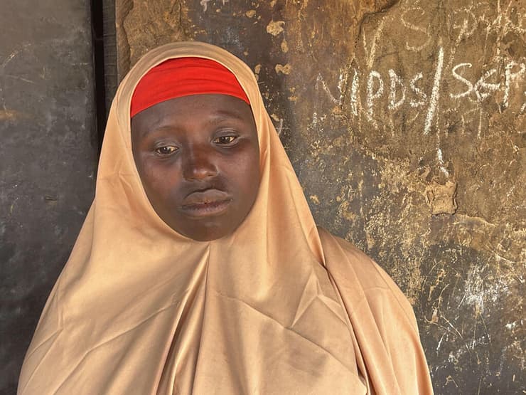ניגריה רשידת חמזה ש חמישה מ ששת ילדיה נחטפ מ בית הספר ב קוריגה