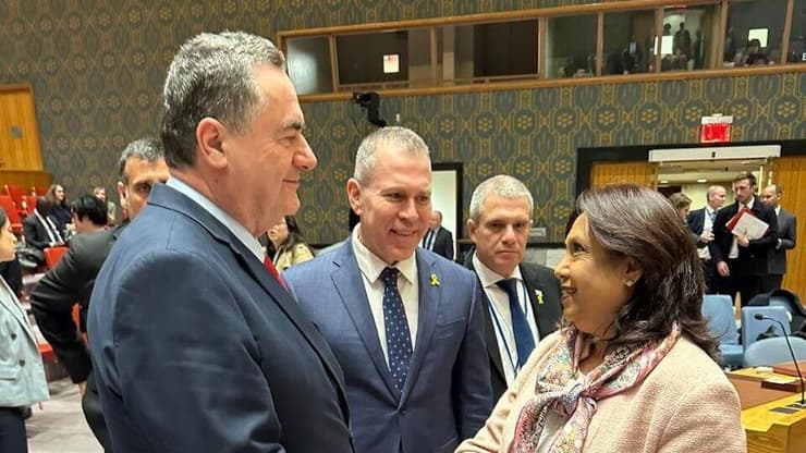שר החוץ ישראל כץ ושגריר ישראל באו"ם גלעד ארדן נפגשו עם פרמילה פאטן הנציגה המיוחדת של האו"ם לאלימות מינית באזורי עימות
