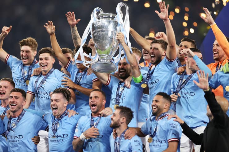 ה-CAS ביטל את ההרחקה מהמפעלים האירופים. שחקני מנצ'סטר סיטי חוגגים את הזכייה בצ'מפיונס (צילום: Michael Steele/Getty Images) סיטי