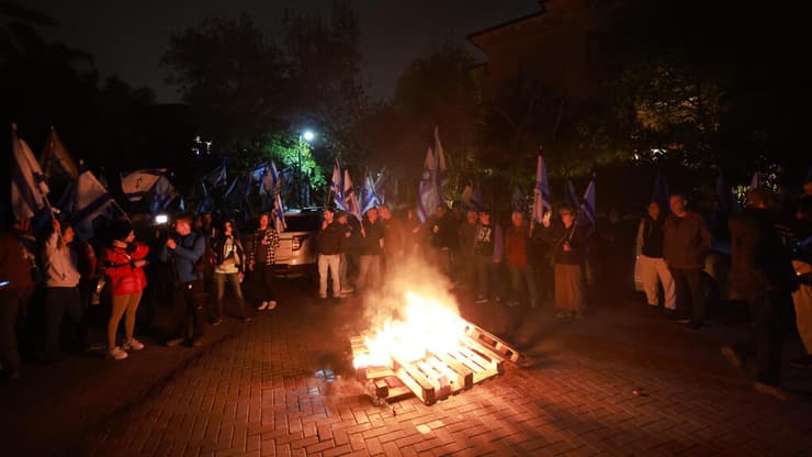 הפגנות מול ביתו של חבר הכנסת יואב קיש