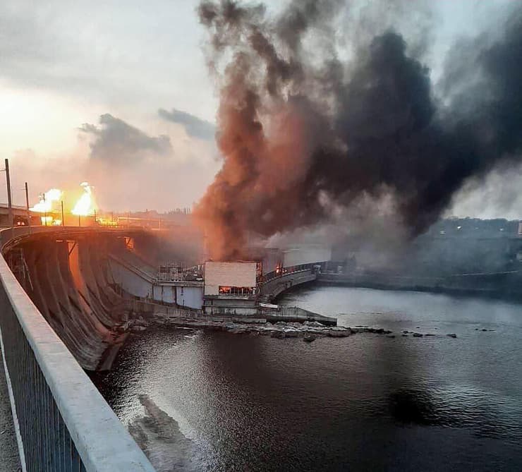 מתקפה של רוסיה על סכר ב נהר דנייפרו ב-22 במרץ אוקראינה