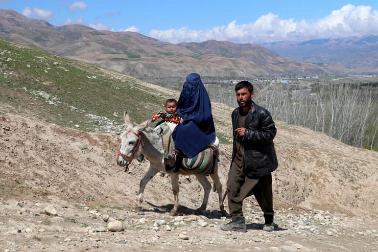 אפגניסטן מטיילים תיירים