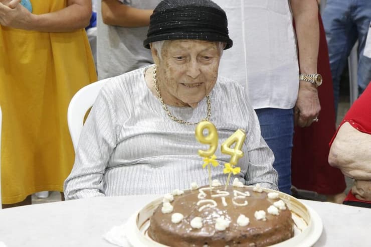מאירה פלטנר  הבת הראשונה של מושב שדה יעקב שניפטרה ביום הולדת 94 