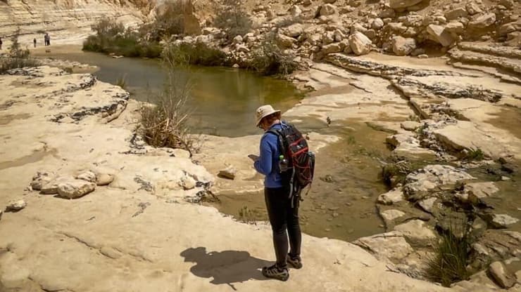 טיול בעין עובדת