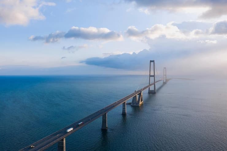 גשר החגורה הגדולה מצר מיצר דנמרק