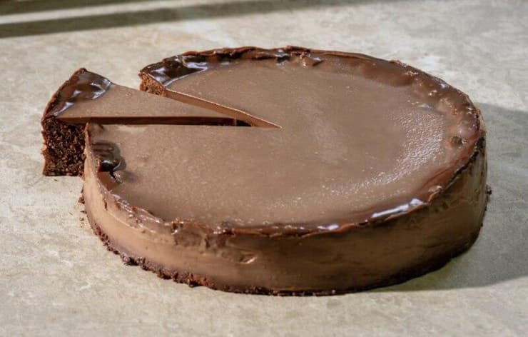 עוגת שוקולד, דלאל
