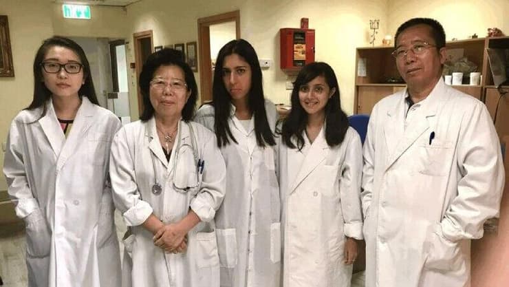 ד"ר לי הונג-בו ד"ר לי הונג-פן מטפלים ברפואה סינית גורש מישראל