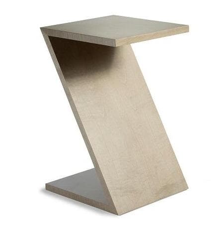 גיאומטריה מוקפדת:  שולחן צד