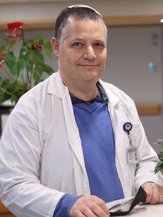 ד''ר דניאל קייזמן מומחה לאונקולוגיה, מנהל היחידה לאורואונקולוגיה, במערך האונקולוגי באיכילוב