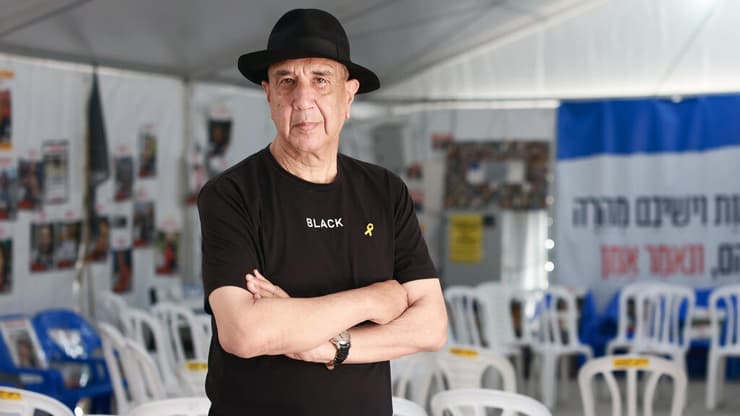 רוני סומק
