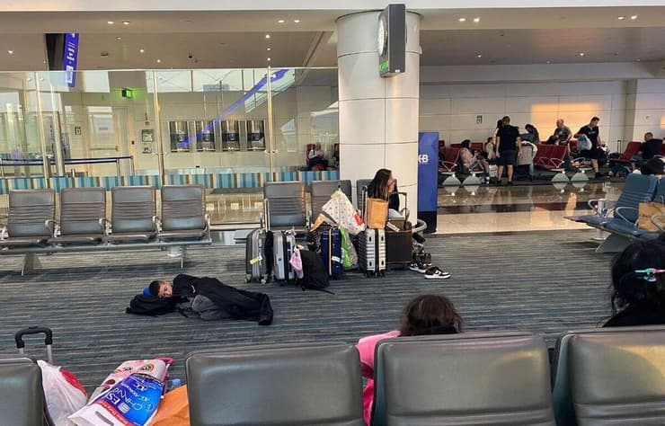  נוסעים נותרו בשדה התעופה בדובאי לאחר ביטול הטיסה של חברת ארקיע