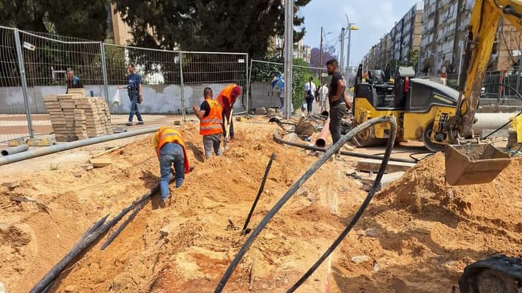 סיב בזק בחולון