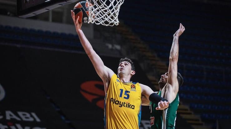 ג'ייק כהן (צילום: ג'ורג'ה קוסטיץ') כהן