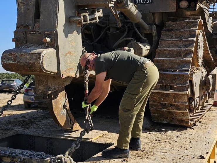 "אני כל הזמן שואל את עצמי איך זה קרה לנו". עדו מזורסקי בפעולה (צילום: פרטי) עדו מזורסקי