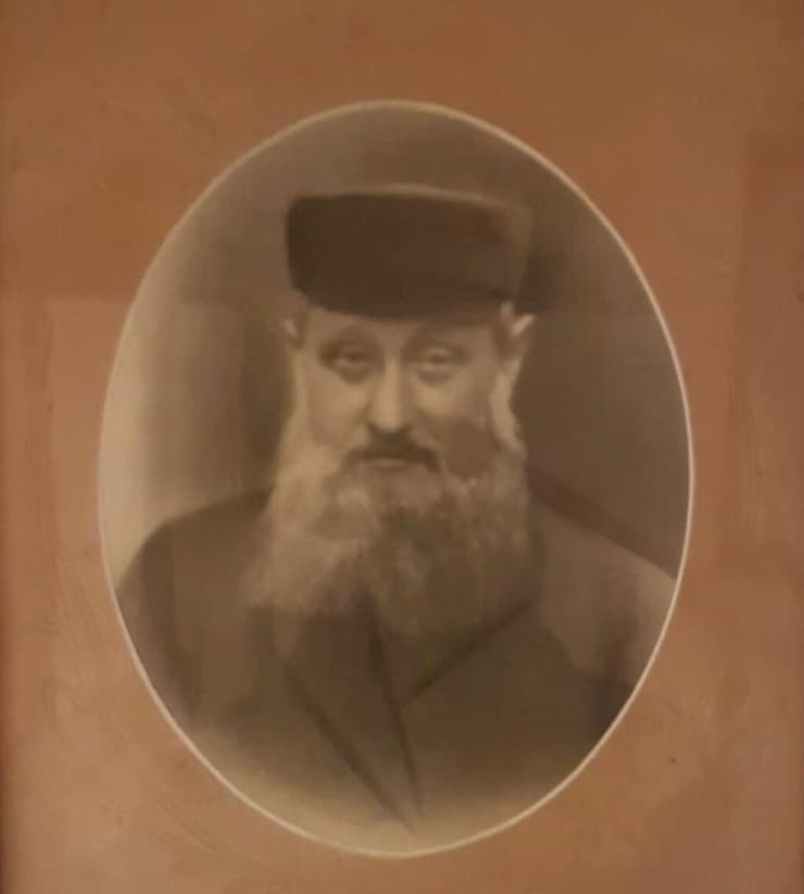 סבא יצחק בראון