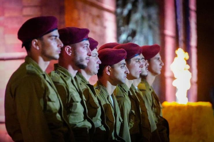 A Hamasz elleni háború árnyékában nyitották meg a holokauszt emléknapot Jeruzsálemben