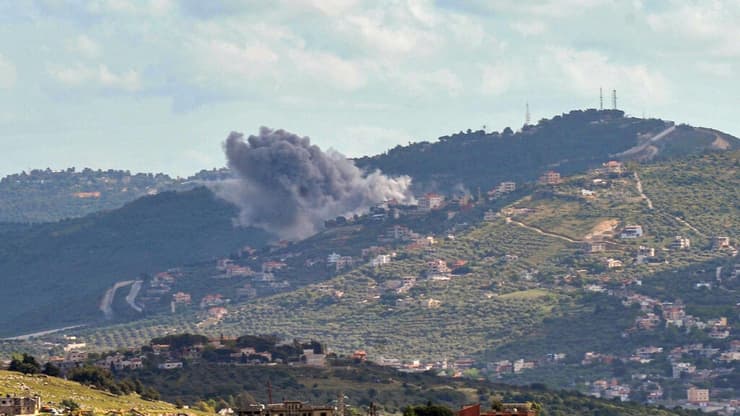 עשן בכפר אל עדייסה דרום לבנון 