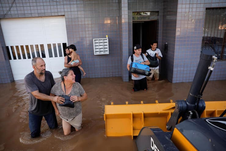 ברזיל פורטו אלגרה שיטפונות הצפות מדינת המחוז ריו גרנדה דו סול 