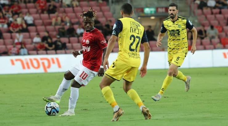 נפצע לאחר שבישל. קיניונס