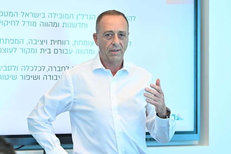 יו"ר קבוצת תדהר גיל גבע