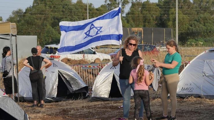 תושבי הצפון  במחאה "מחנה הפליטים עקורי הגליל"