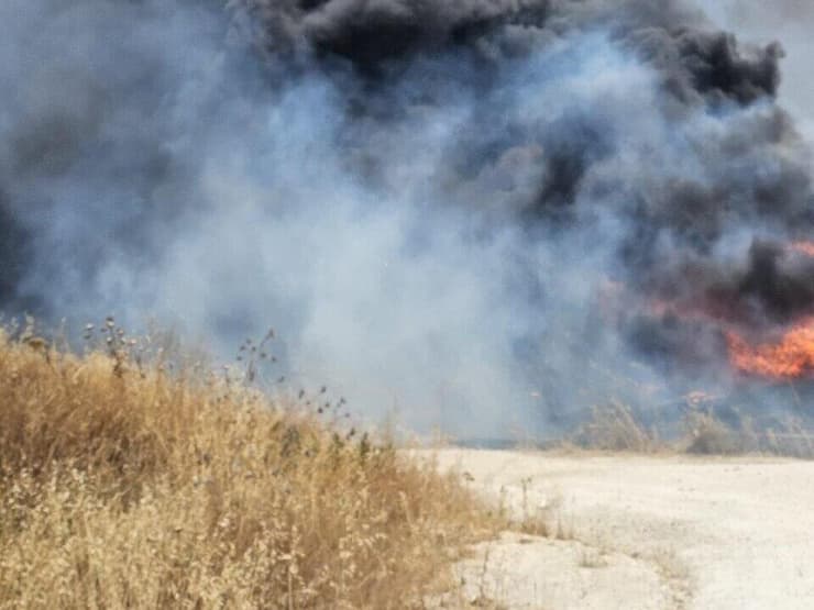 שריפה בשטח פתוח בסמוך לבית שמש