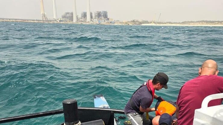 תגובה מהירה של צוות נמל חדרה הצילה חיי דייג שנסחף