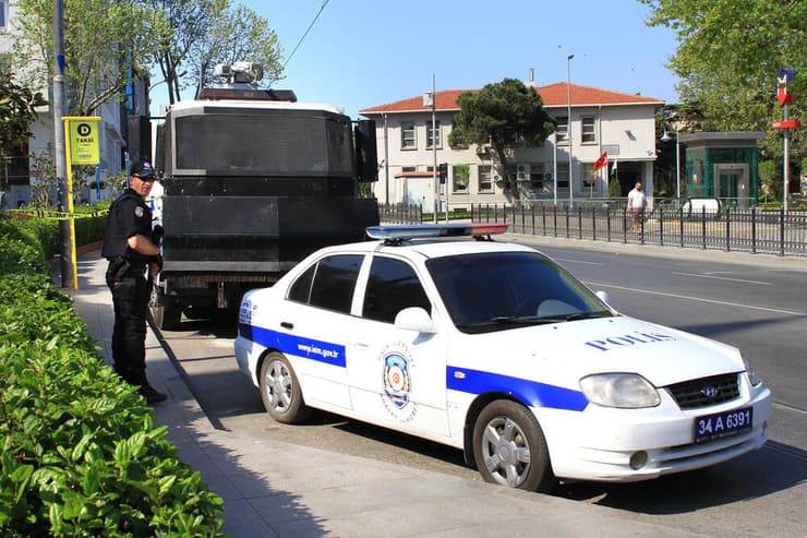 ניידת משטרה בטורקיה