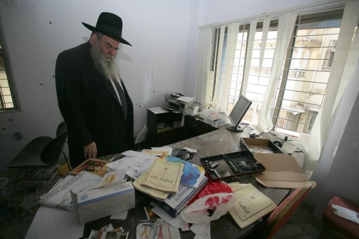הרב משה יהודה קוטלרסקי בבית חב"ד במומבאי ב-2008