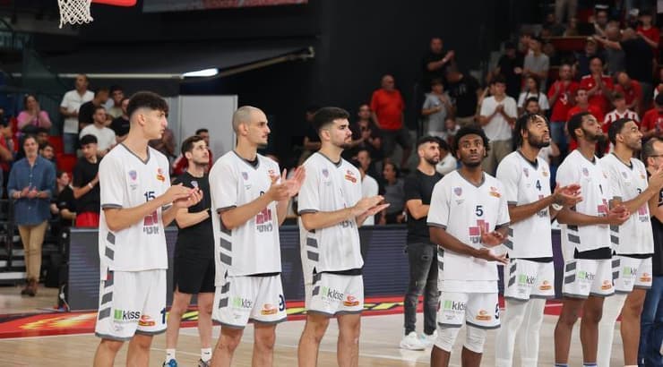 שחקני קריית אתא (שחר גרוס) שחקני קריית אתא