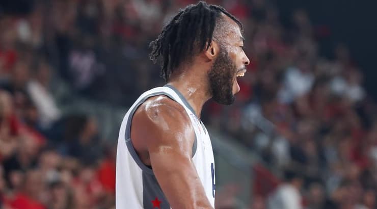 אקיה פרואיט חוגג (שחר גרוס) אקיה פרואיט חוגג