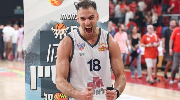 רז אדם בטירוף (שחר גרוס) רז אדם בטירוף