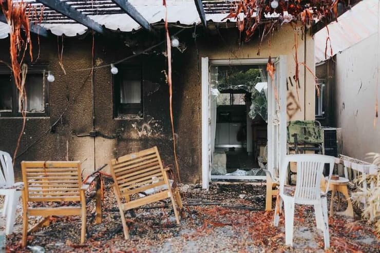 הרס בקיבוץ חולית