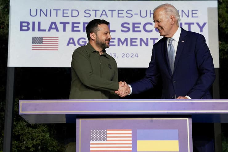 ג'ו ביידן וולודימיר זלנסקי חתמו על הסכם ביטחוני בין ארה"ב ל אוקראינה