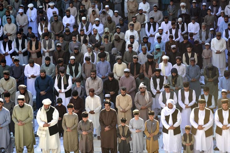 אפגניסטן מתפללים מחוז קנדהאר חג הקורבן